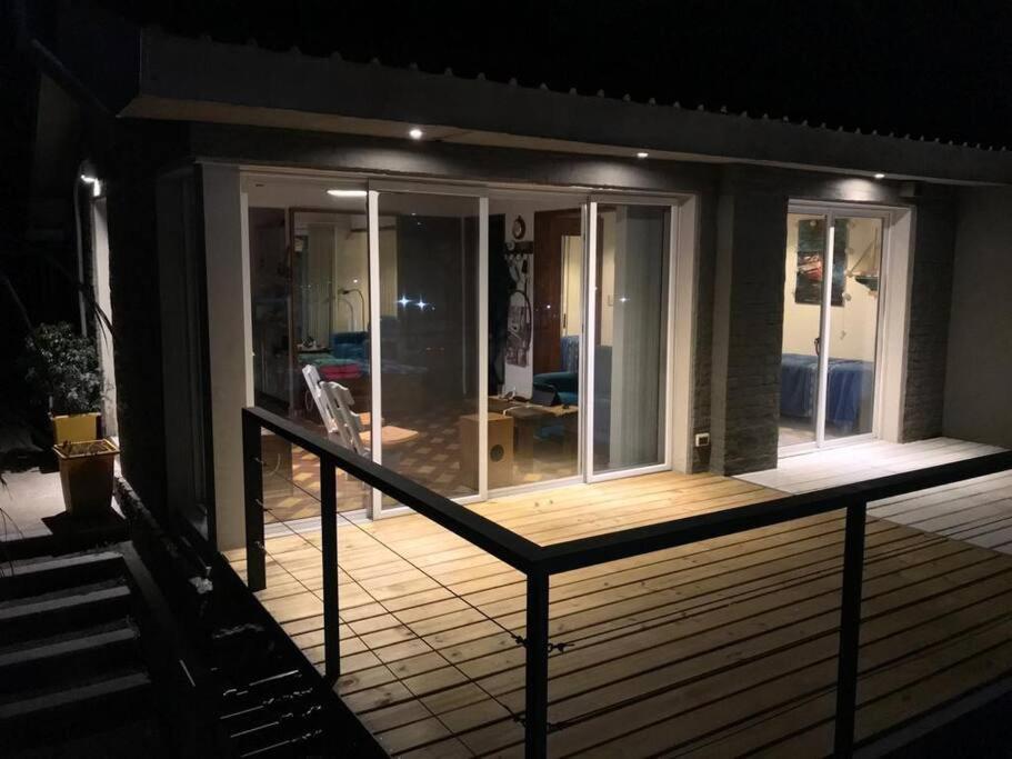 Вилла Casa Centrica Frente Al Rio Колония-дель-Сакраменто Экстерьер фото